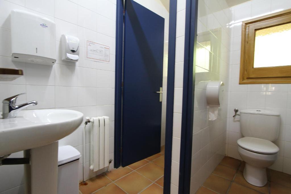 Alberg Roques Blanques Ribes De Freser Habitación foto