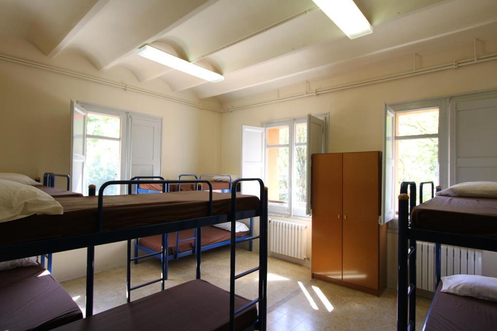 Alberg Roques Blanques Ribes De Freser Habitación foto