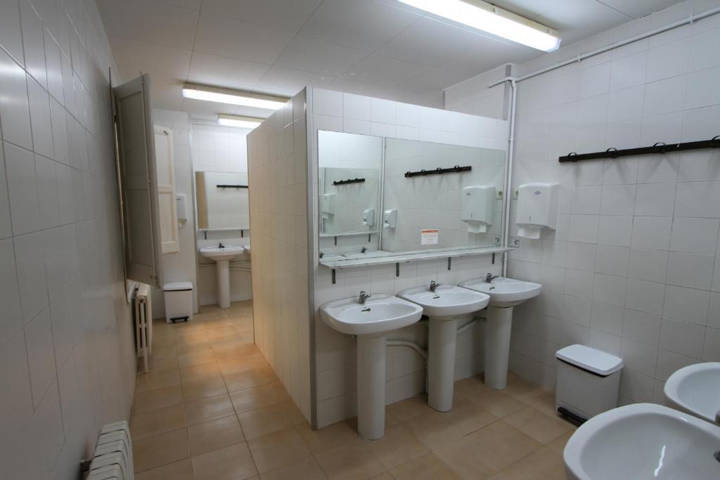 Alberg Roques Blanques Ribes De Freser Habitación foto